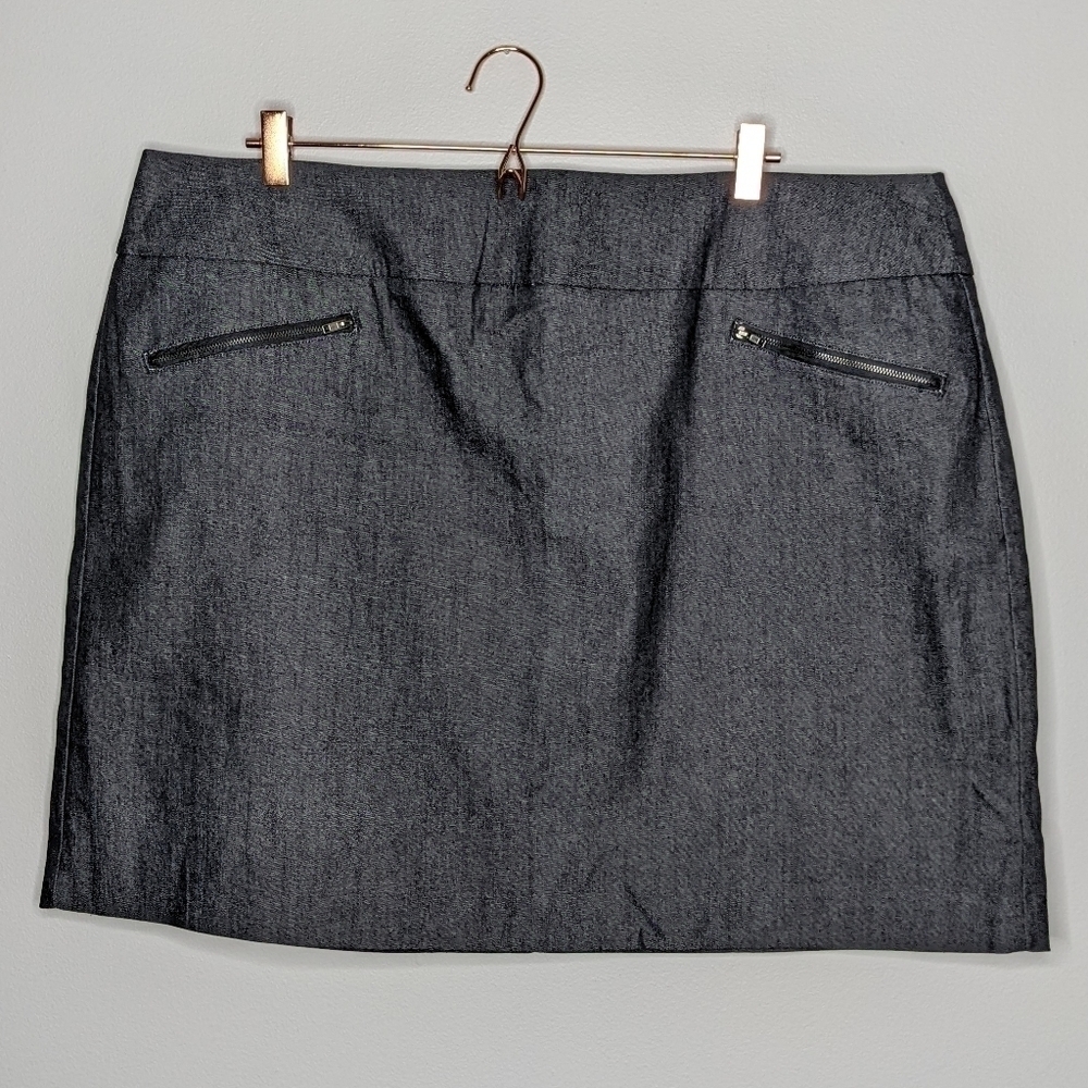 Sandro black skirt 20W